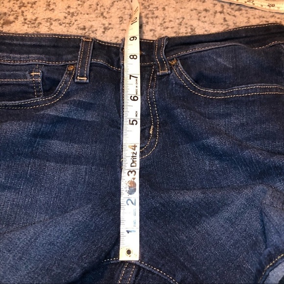 Levi’s Mid-Rise Shortie Jean Shorts Size 6 - Picture 6 of 7
